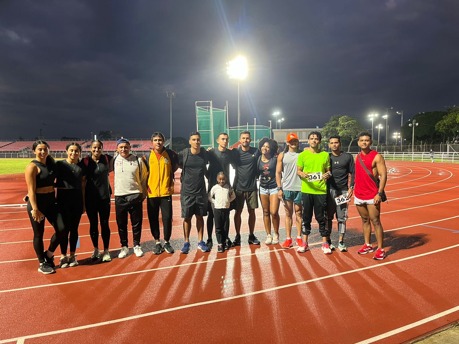 ALVIS BROTHERS en competencia deportiva en cali